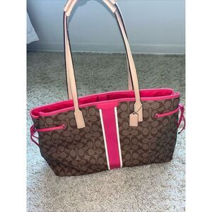 Coach F29064 Signature Stripe Large Carryall Handbag Purse